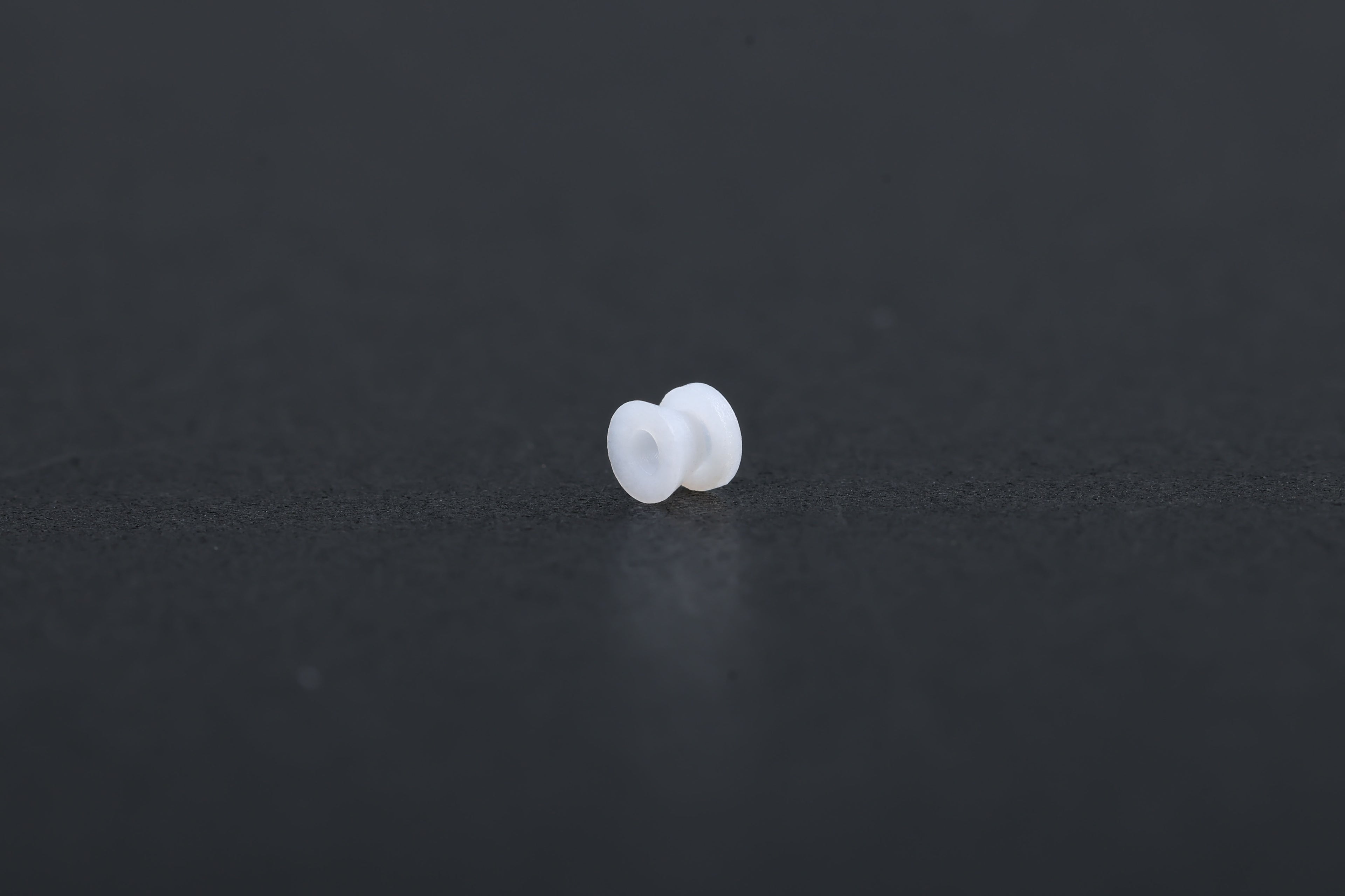 Baxter Beveled Bobbin